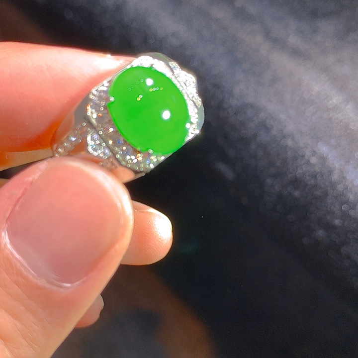 【闪购商品】翡翠颈饰银S925镶嵌翡翠