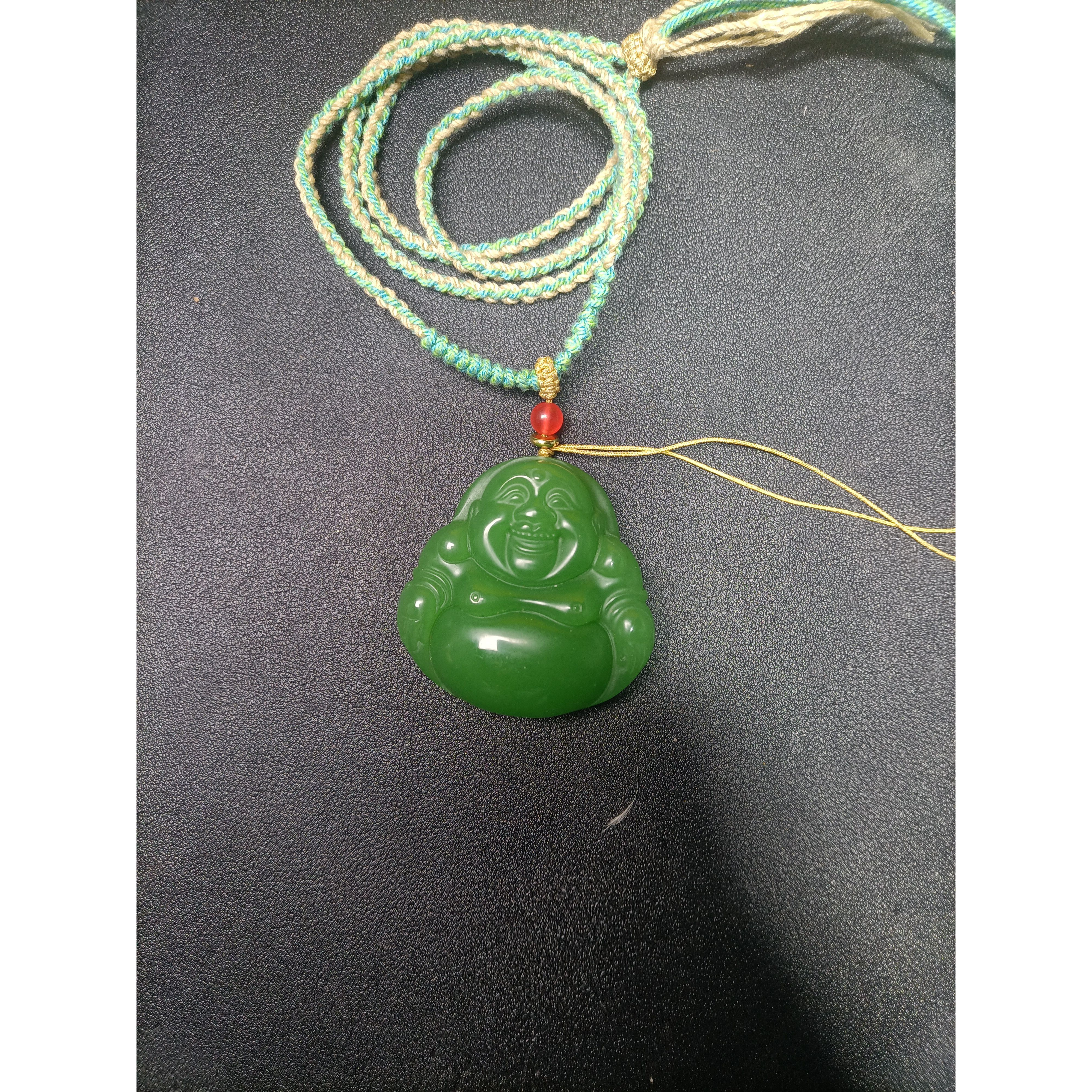 A227精品和田玉佛公吊坠