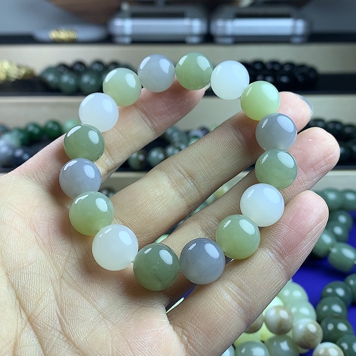 和田玉手串未镶嵌