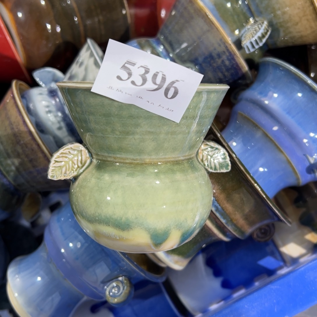 红陶、*静景德镇…………景德镇