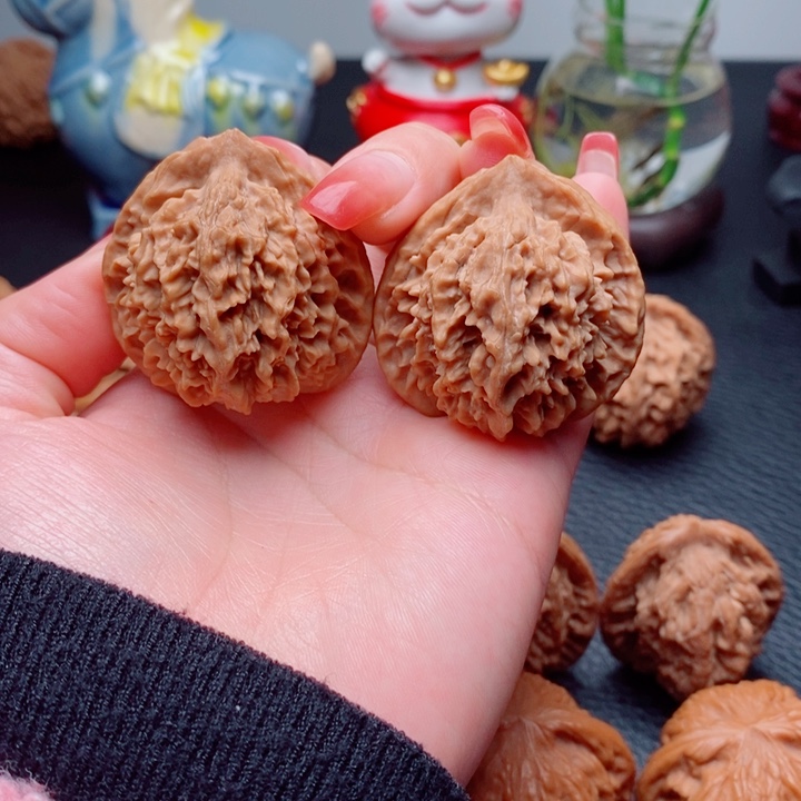 核桃山地果皇冠40