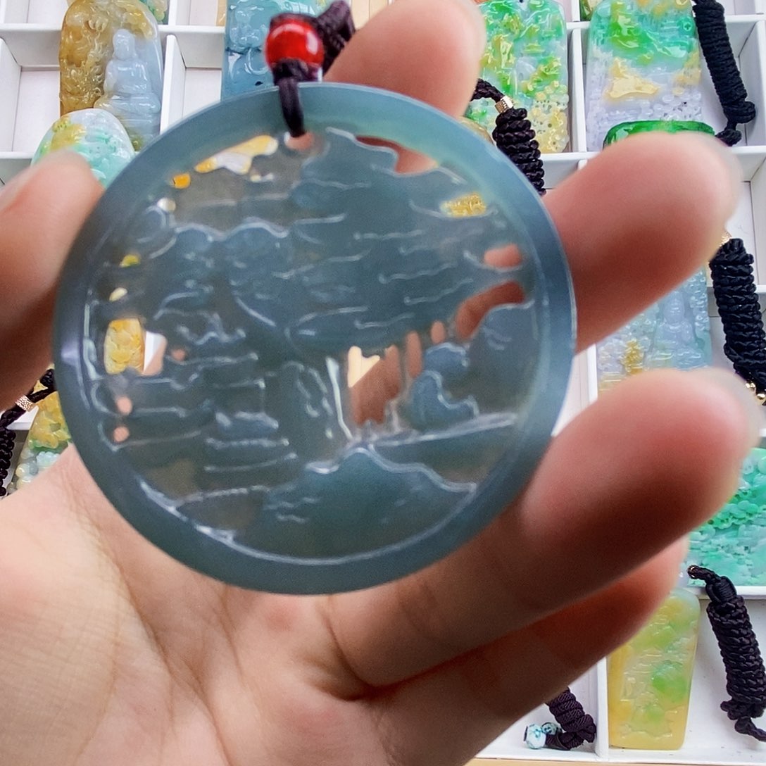 颈饰未镶嵌翡翠翡翠