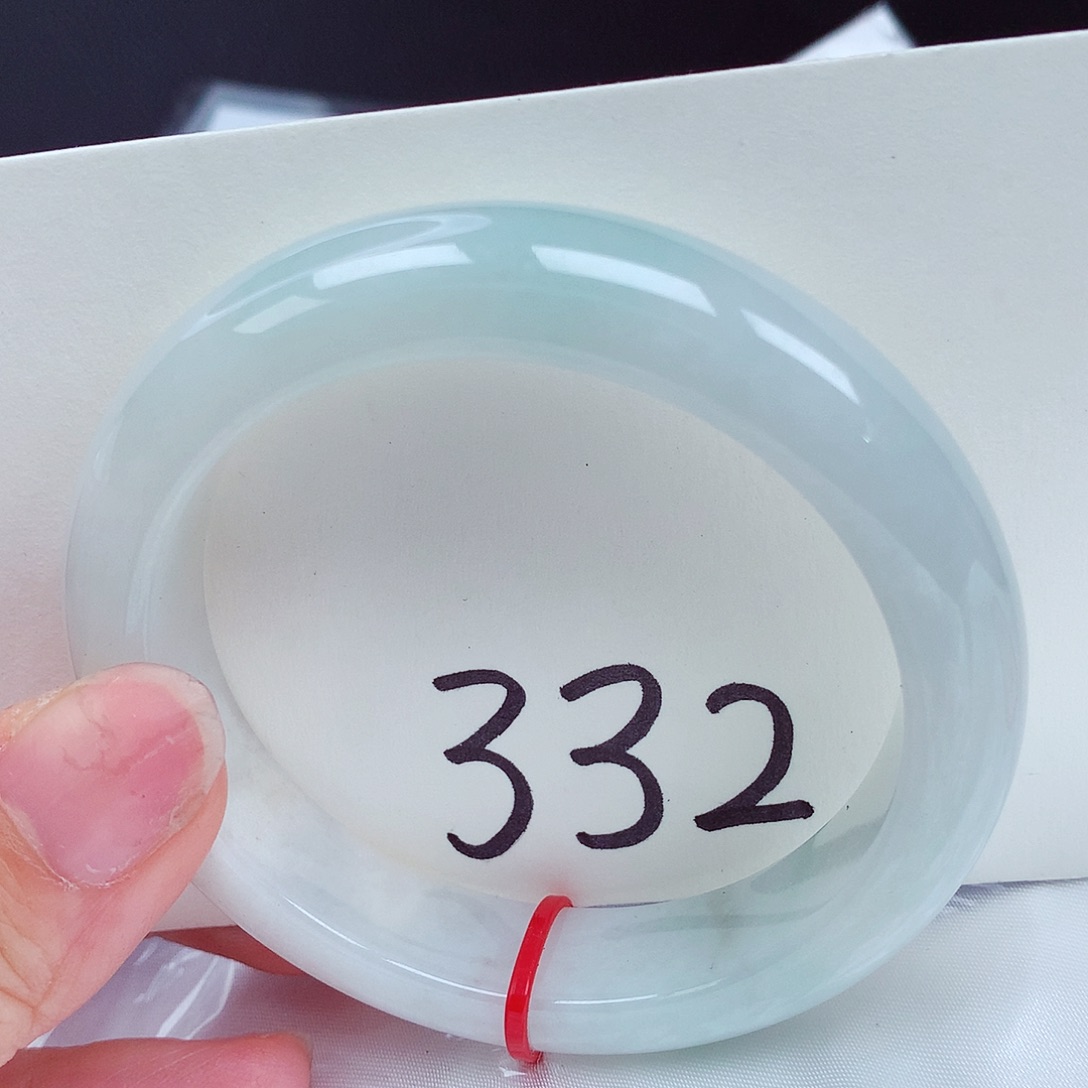 翡翠未镶嵌手镯翡翠