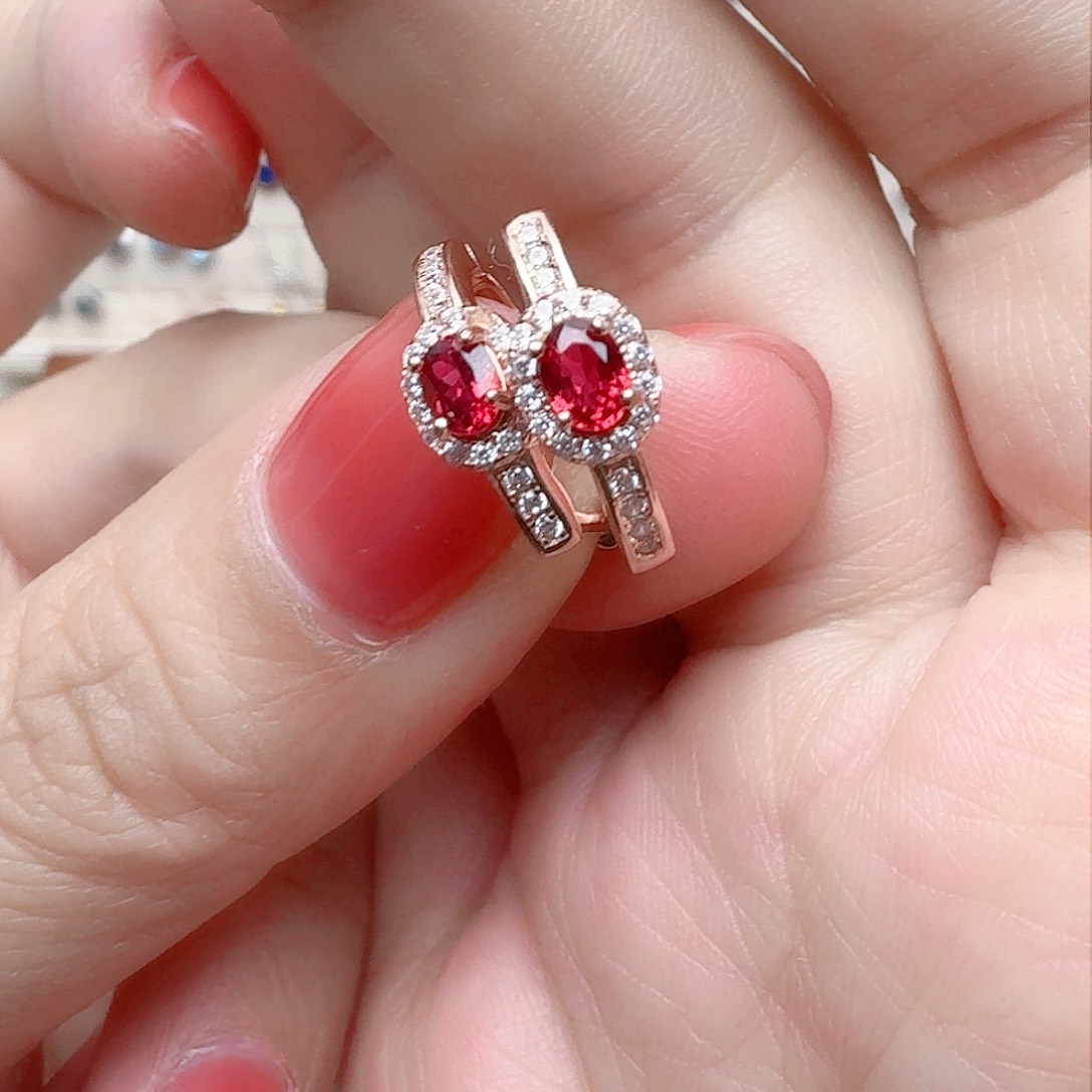 蓝宝石耳饰银S925镶嵌耳钉