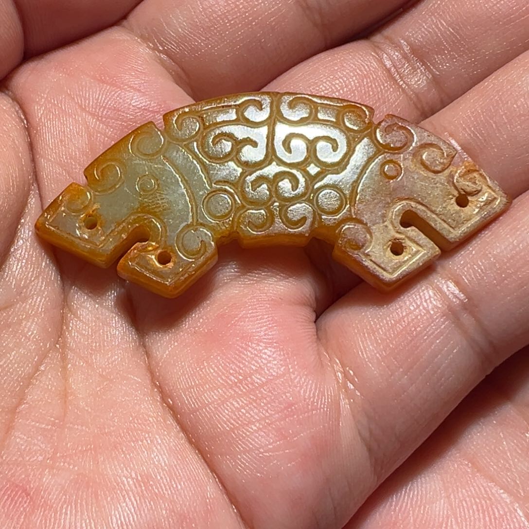 和田玉未镶嵌吊坠(不含链)碎**裙