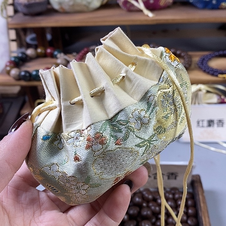 泥塑海***7瑕疵多宝珠香包50克