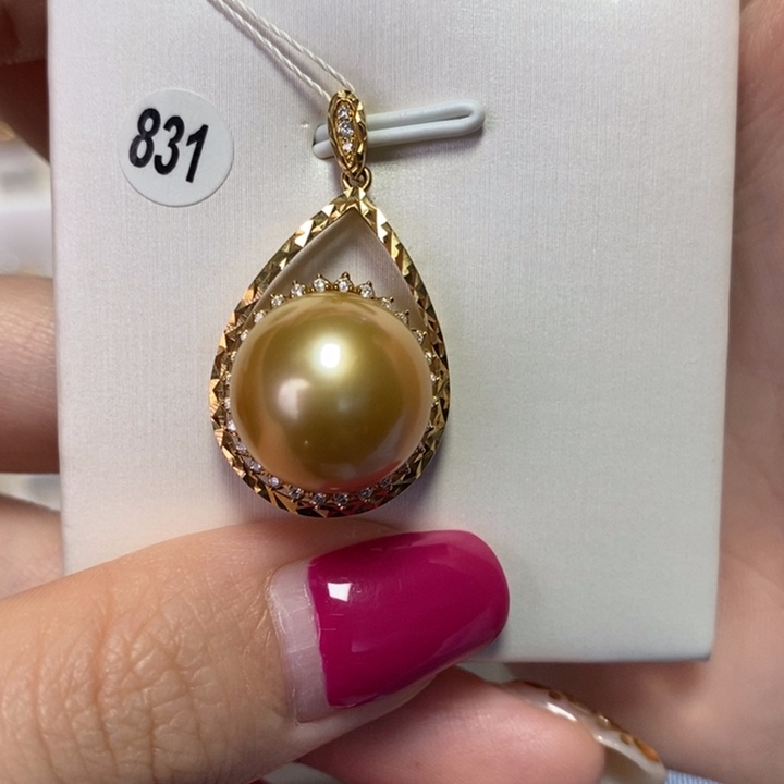 海水珍珠吊坠(不含链)18K金镶嵌