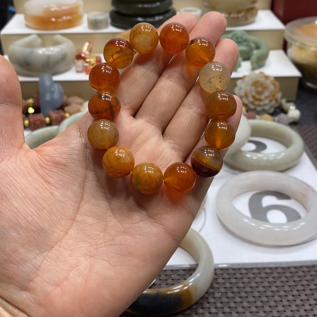 石英质玉未镶嵌手镯