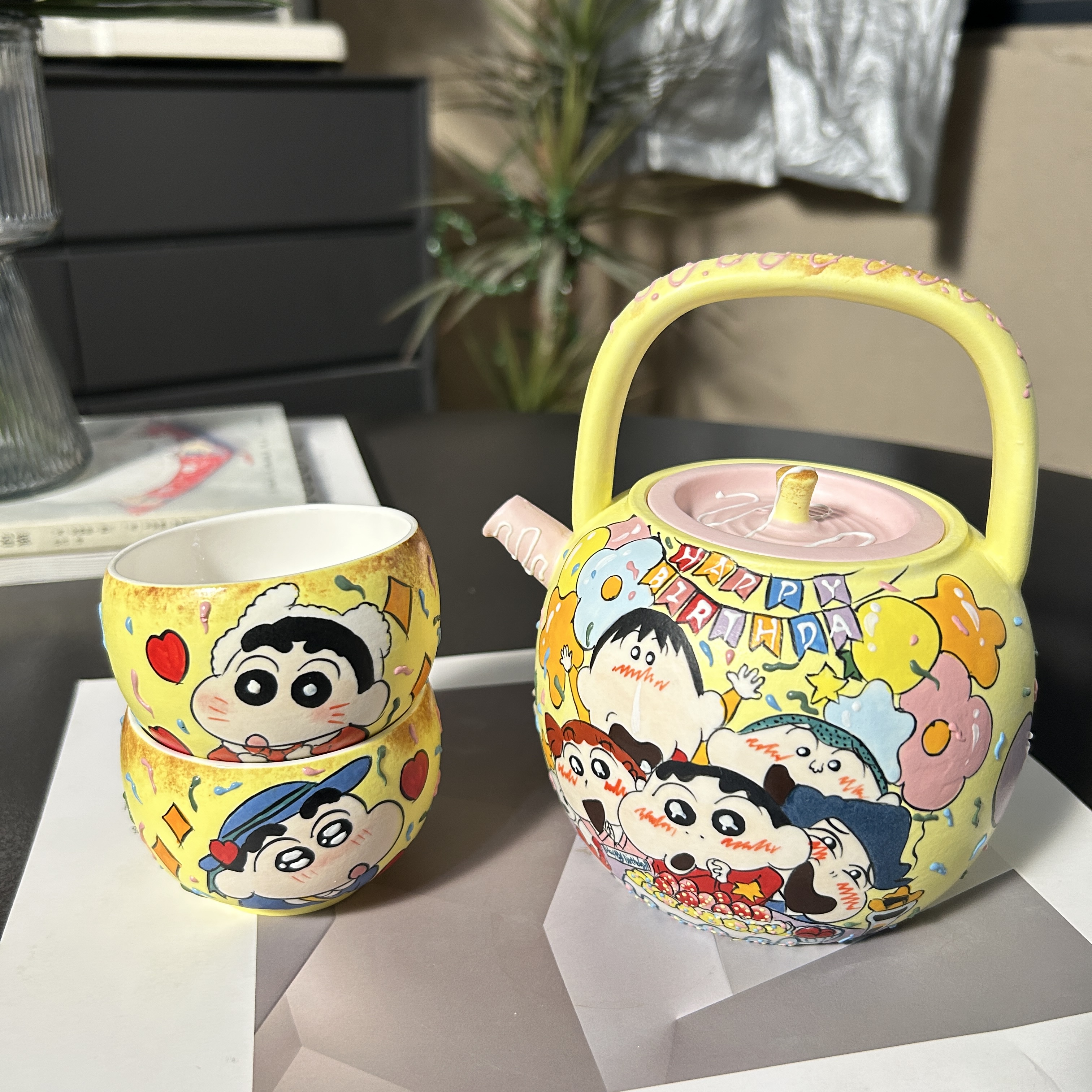 535编号景德镇陶瓷蜡笔小新茶壶套组