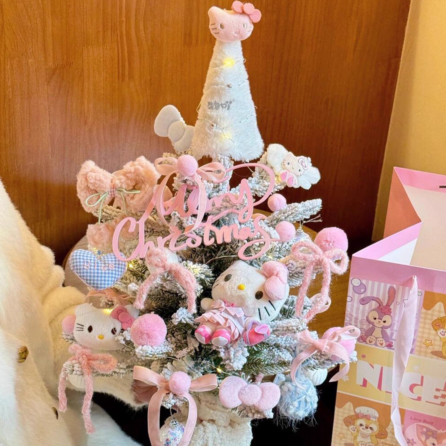 圣诞节礼物凯蒂猫诺贝松旋转八音盒圣诞树成品仿真花平安夜装饰