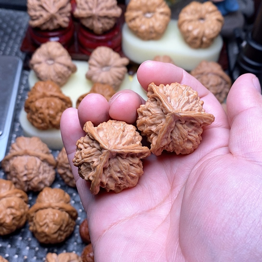 文玩核桃把件少**时三棱