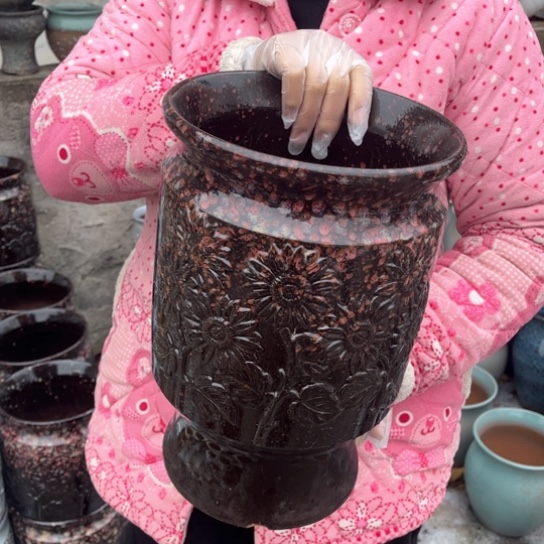 红陶口20高32瑕疵