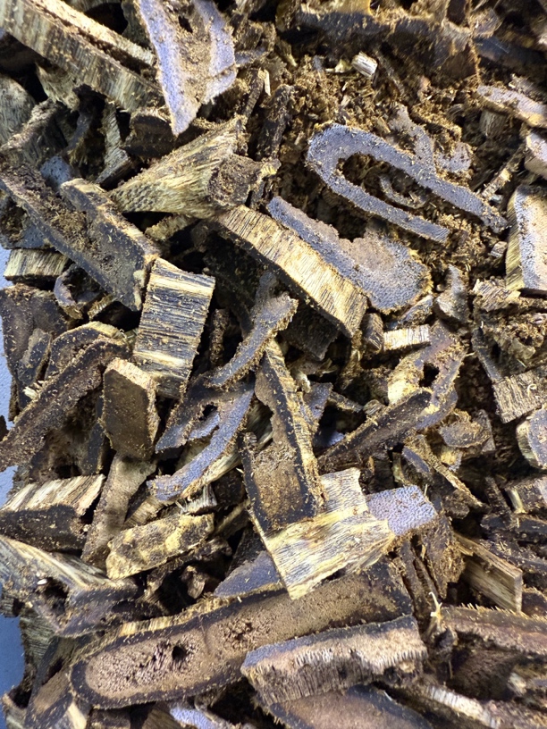 沉香奇楠沉香高油脂块料280克