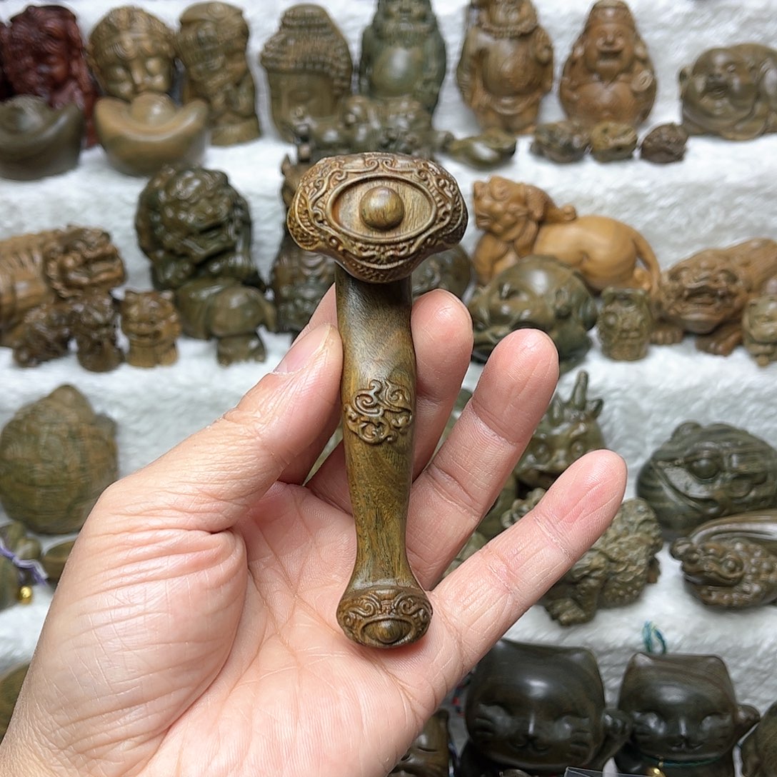 维腊木（绿檀）枫*红大如意