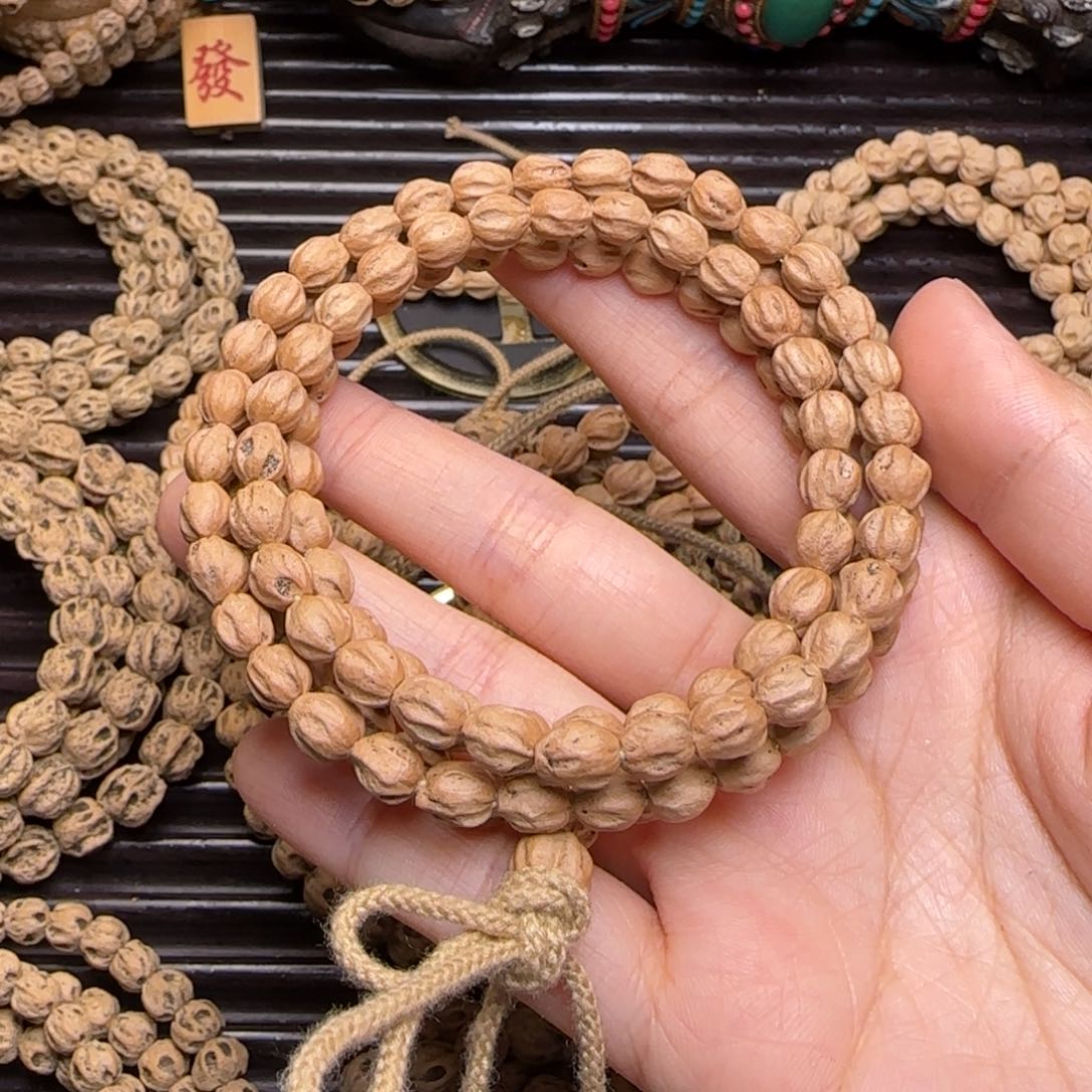 柏香籽/百香籽吊坠公***娘