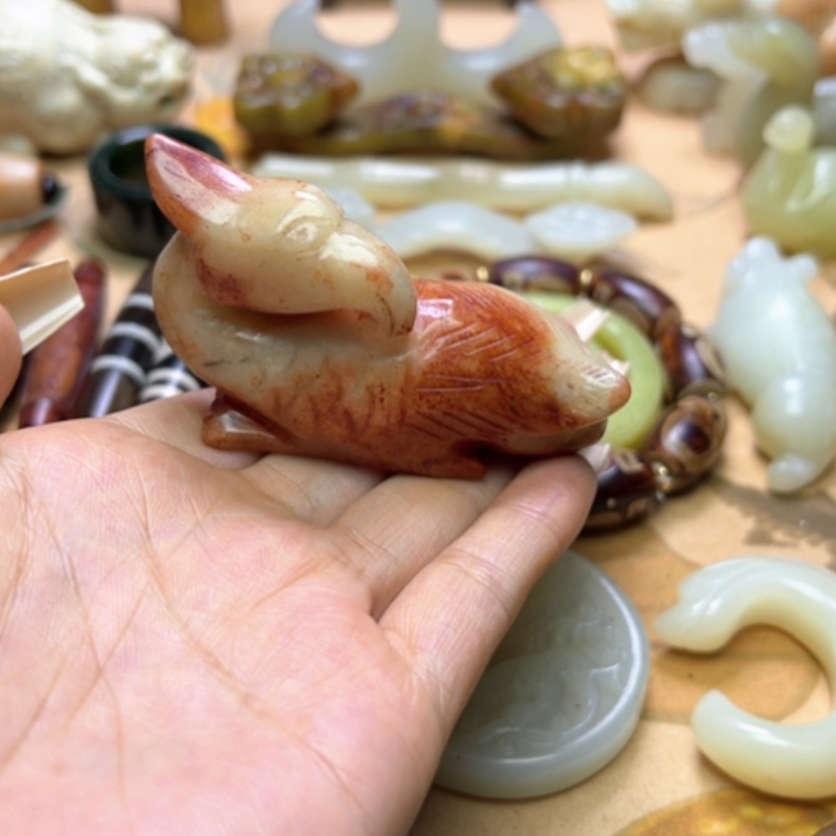 【闪购商品】蛇纹石玉颈饰未镶嵌