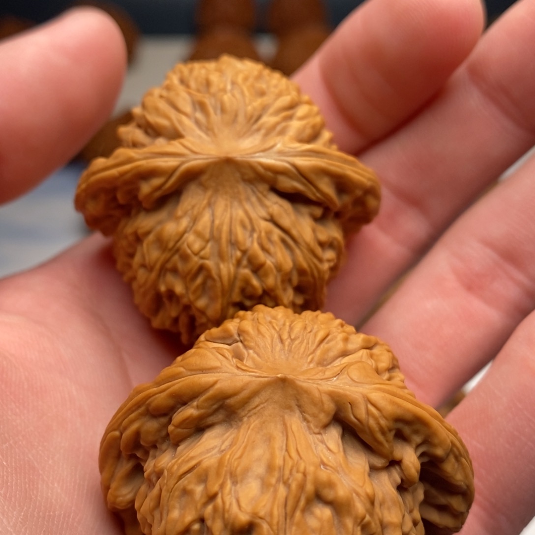 文玩核桃把件42.5核老闷