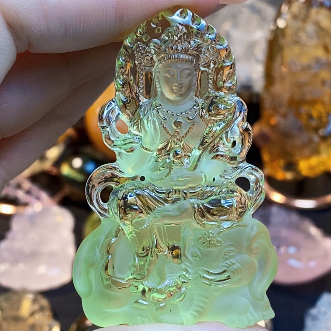 水晶颈饰未镶嵌?*Y吊坠