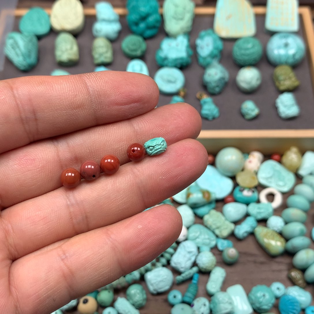 南红玛瑙雕刻未镶嵌