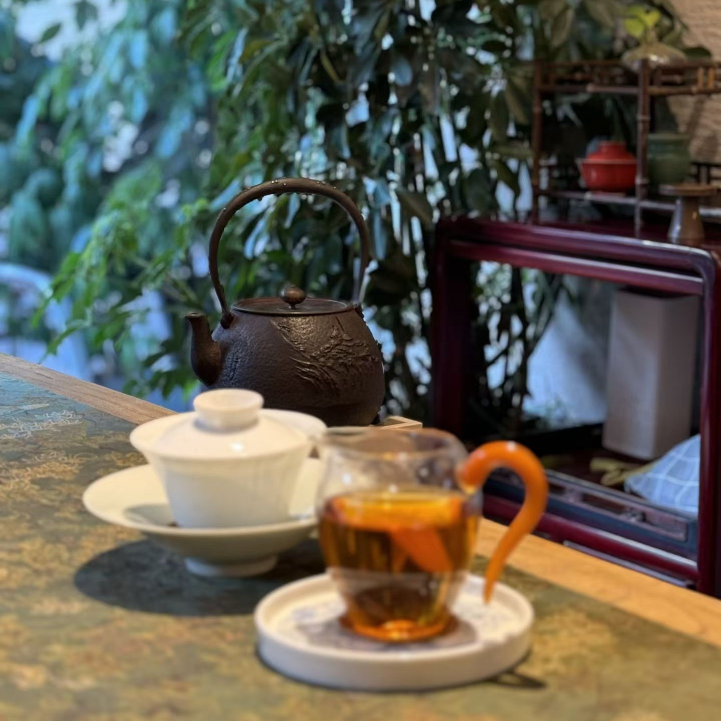  2020年 孤品200克 困鹿山 云南茗片
