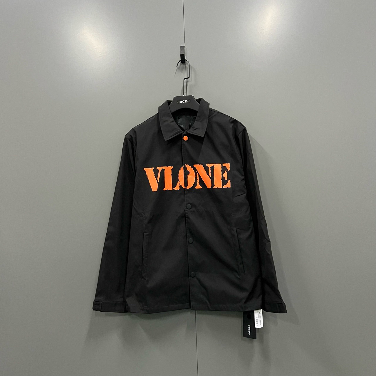 全新未使用 VLONE （jp）123 PL  黑橙大logo教练夹克 全新/2580