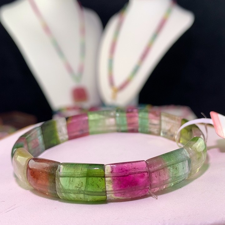 双色碧玺手链未镶嵌