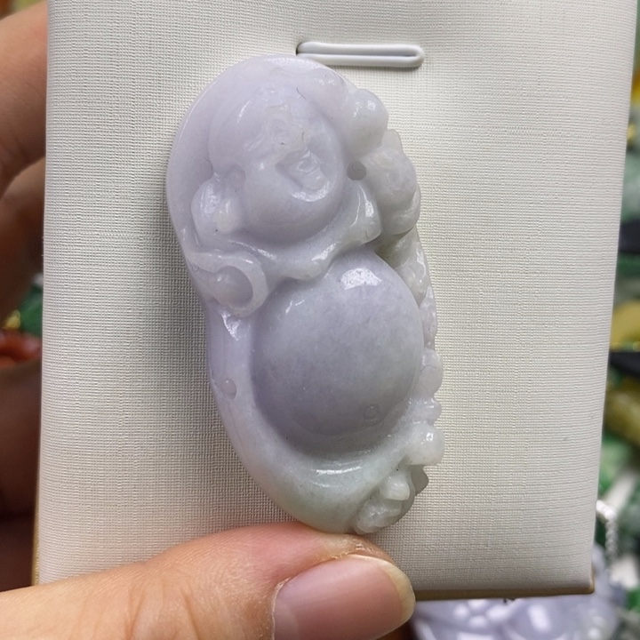 翡翠未镶嵌吊坠(赠链)