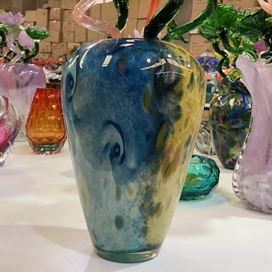 琉璃花瓶高31厘米口径9厘米