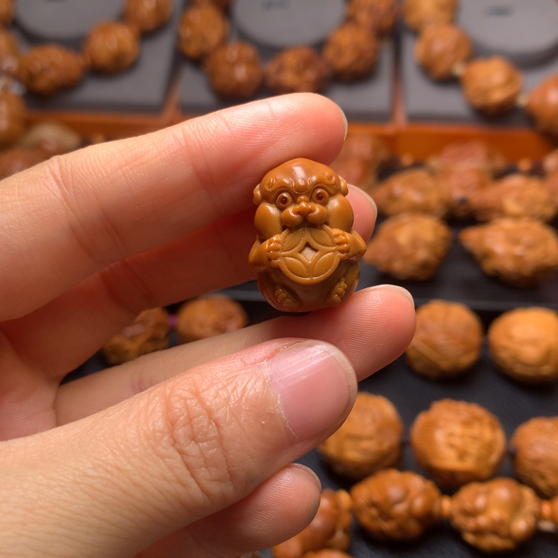 橄榄核手串/手链西**北吞金兽