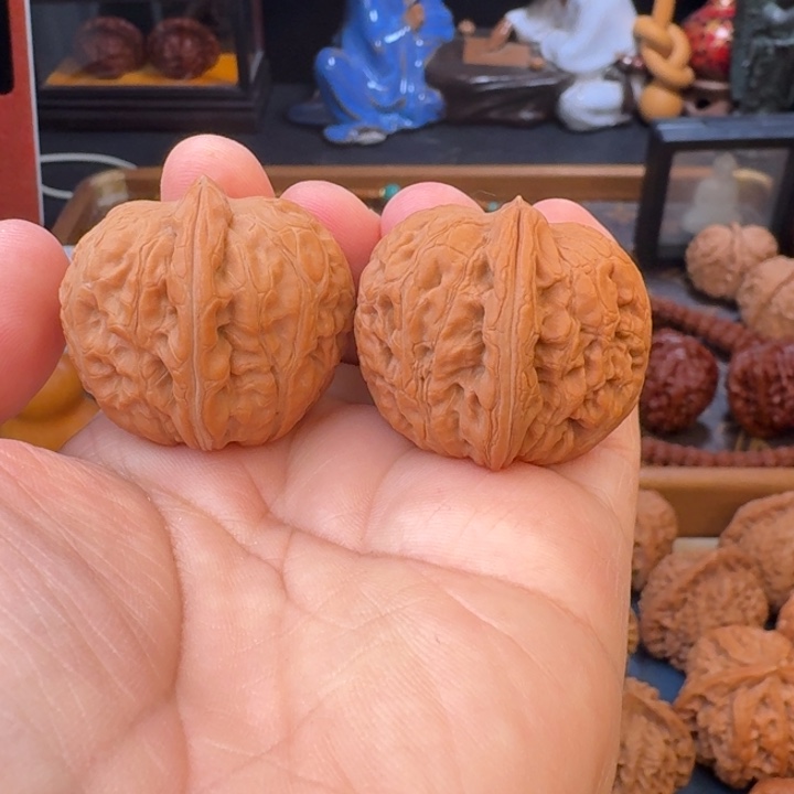 文玩核桃把件平谷元宝