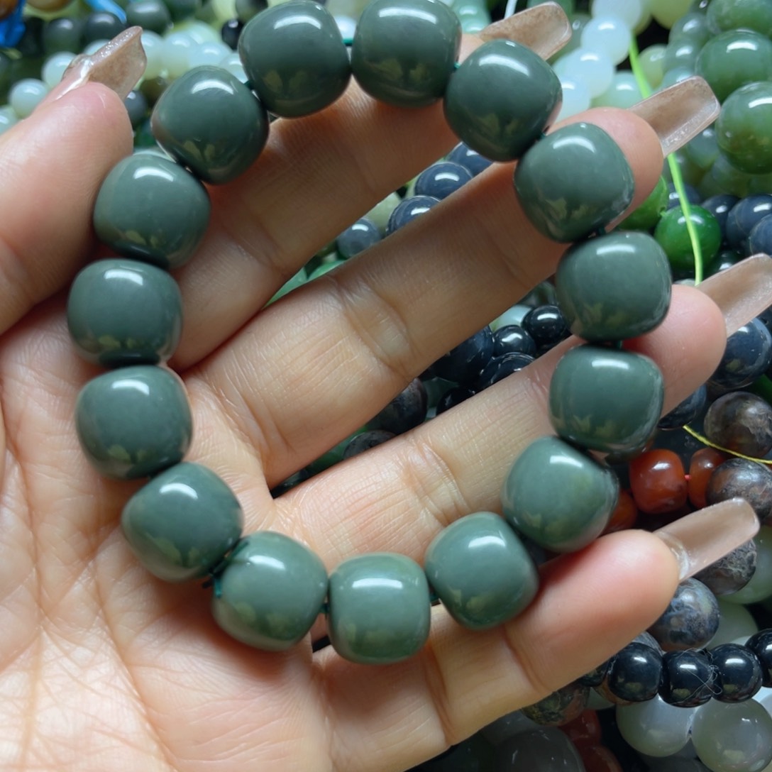 和田玉手链未镶嵌