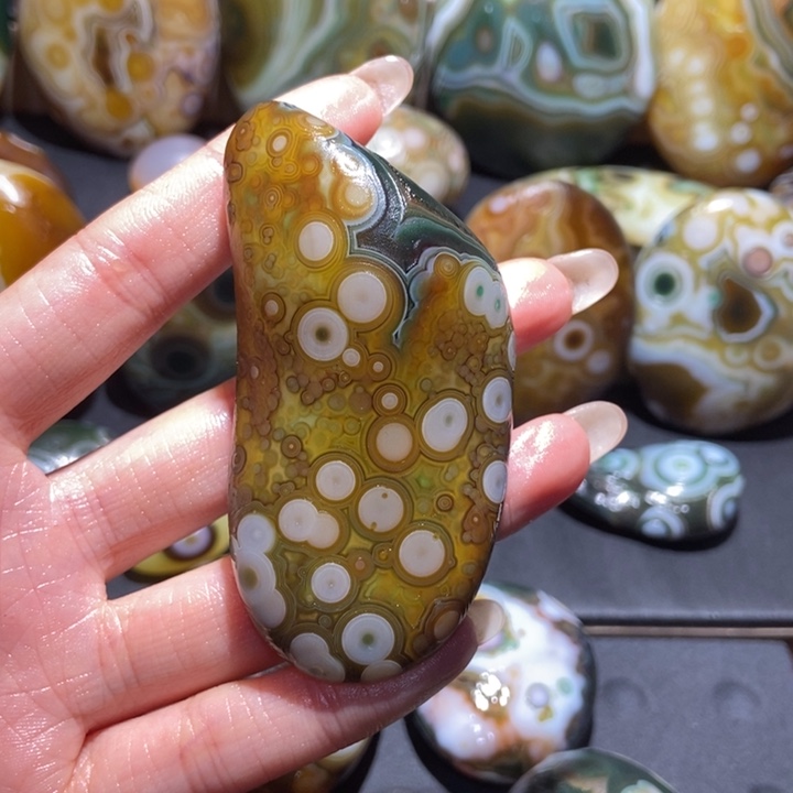 【闪购商品】未镶嵌玛瑙/玉髓珠宝奇石q