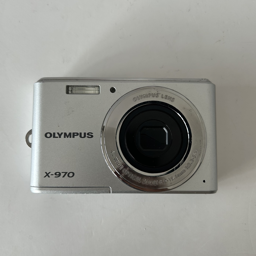 9新 Olympus/奥林巴斯 X970 1200w像素3倍光变 冷白复古胶片