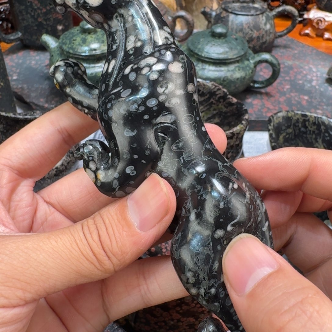 哈**哥梅花精品茶周边