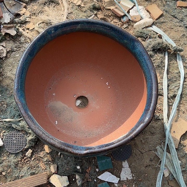 正品紫砂口20高11瑕疵。。。。。。