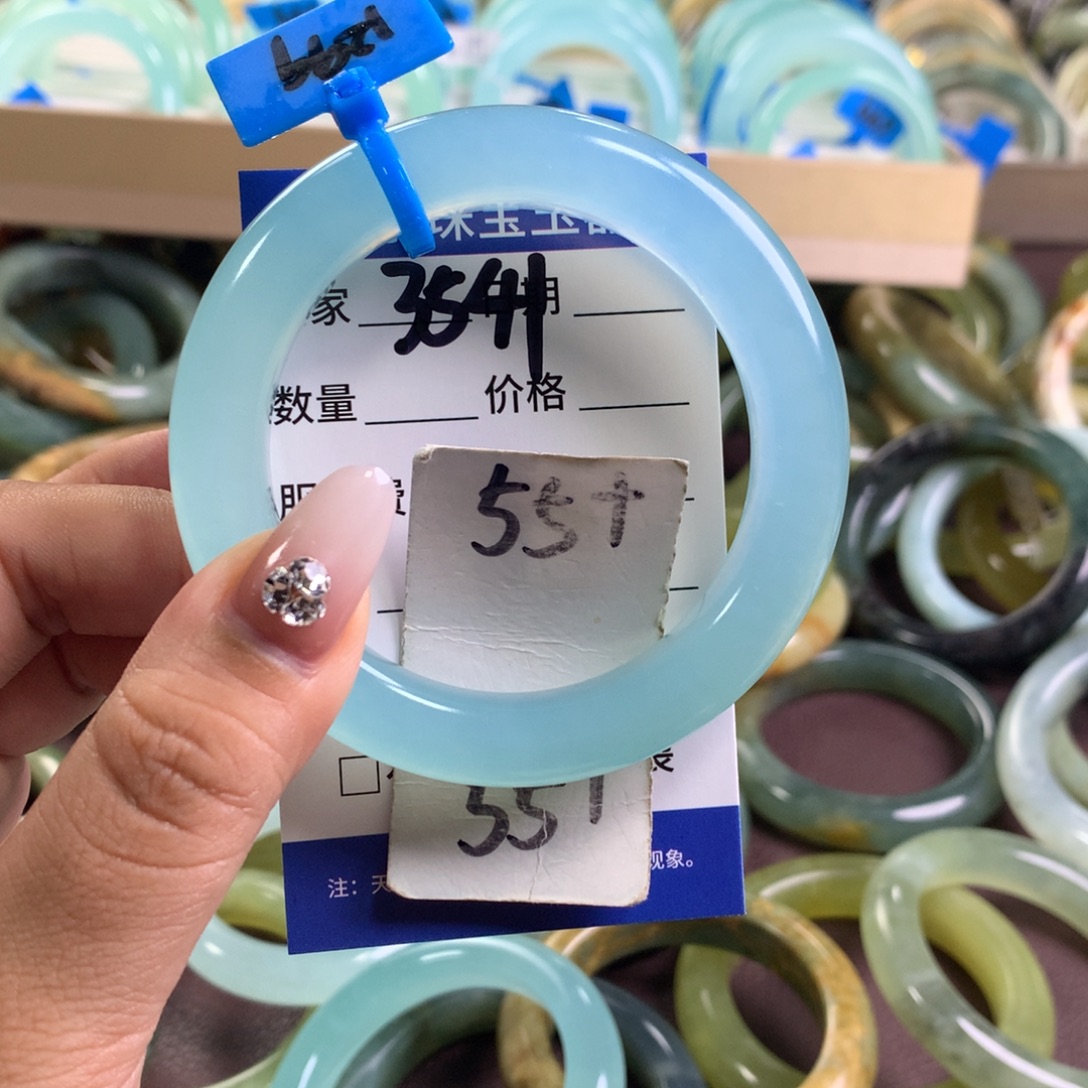 蛇纹石玉未镶嵌手镯3541