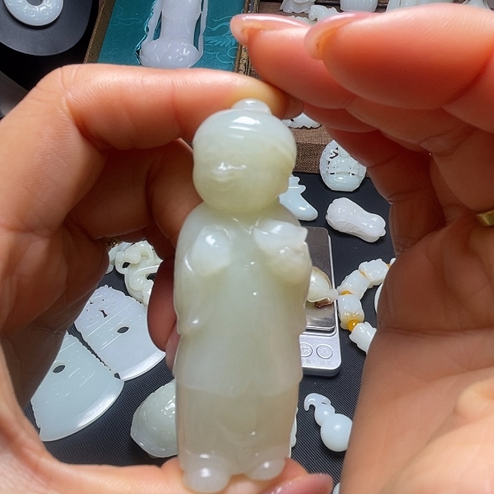 颈饰未镶嵌和田玉