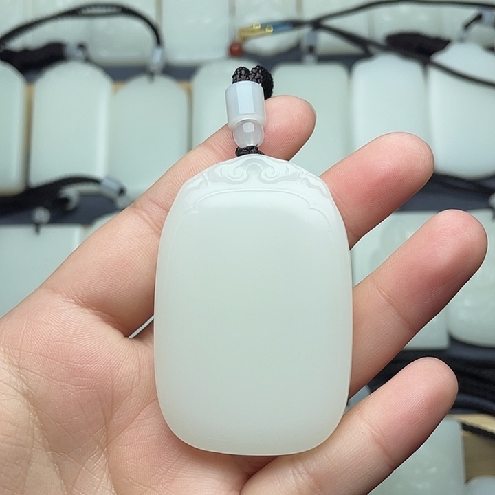 Z***W无事牌0000000000000008