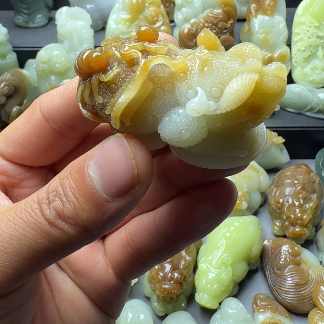 和田玉挂件未镶嵌