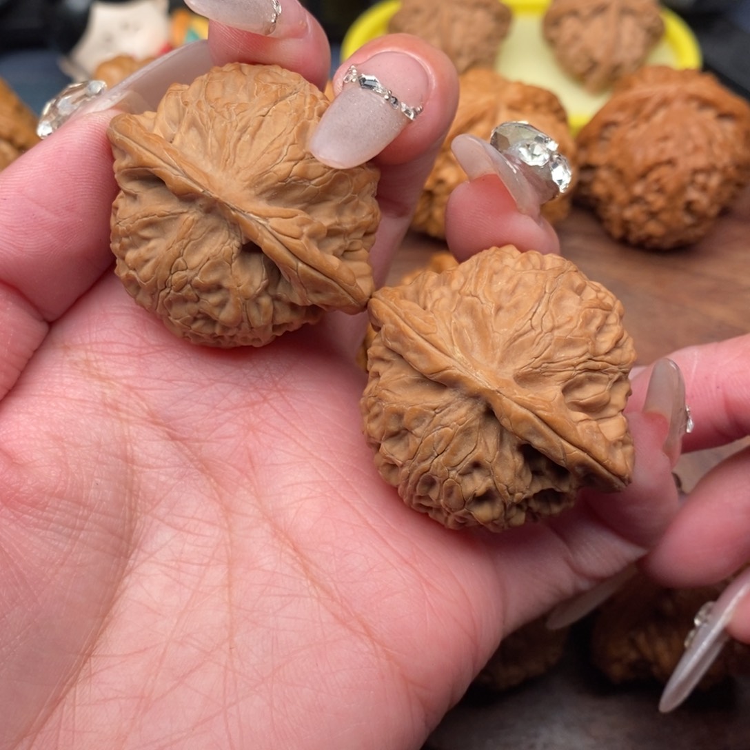 文玩核桃把件顾***-全品宫灯41