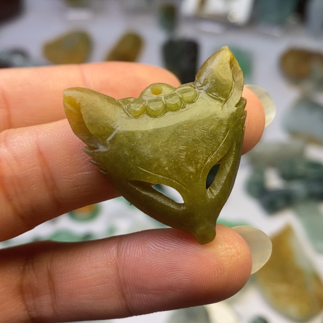 未镶嵌定制翡翠翡翠