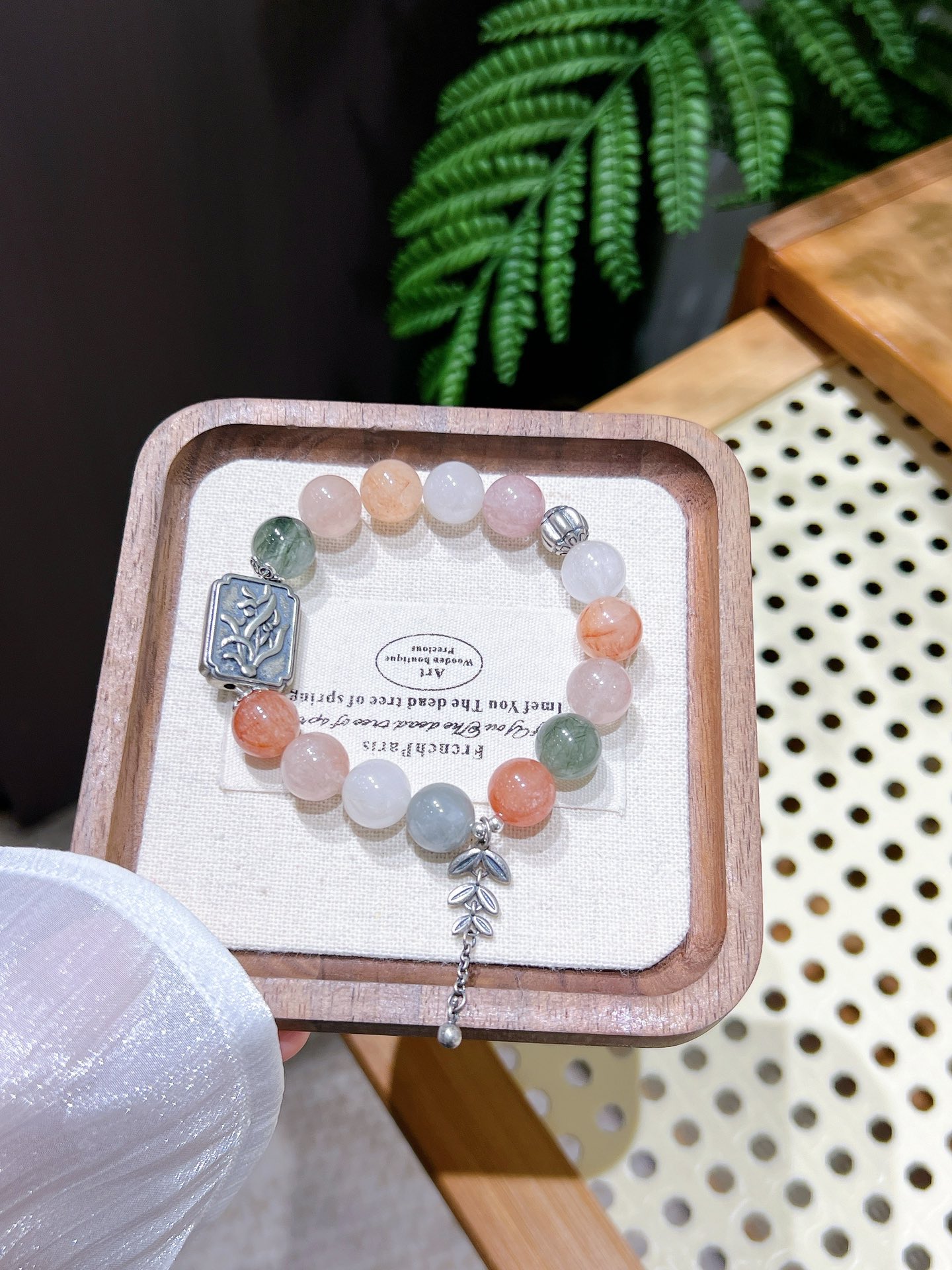 彩兔毛，搭配古法老银配饰莫兰迪色系，新中式风格10033185