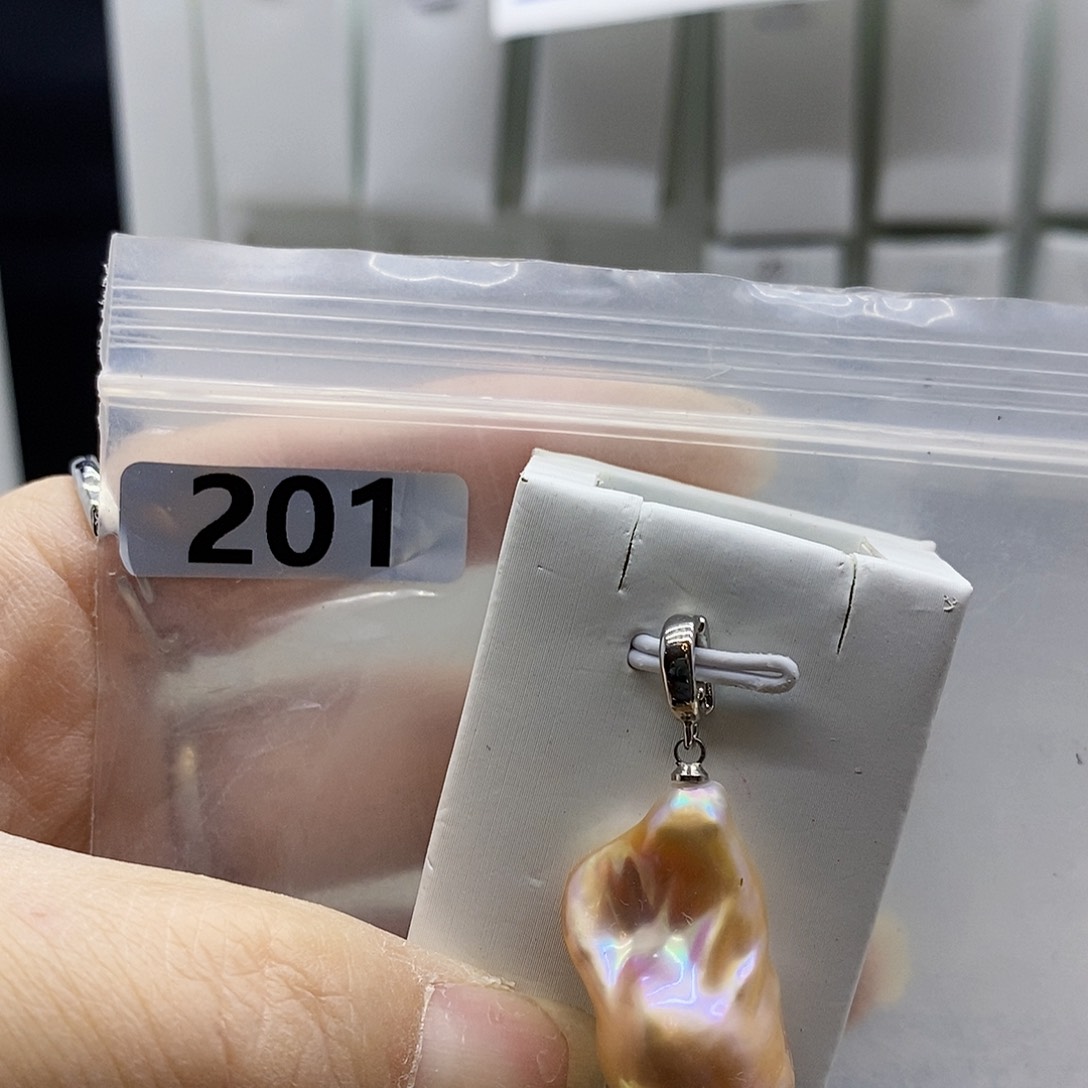 颈饰合金淡水珍珠