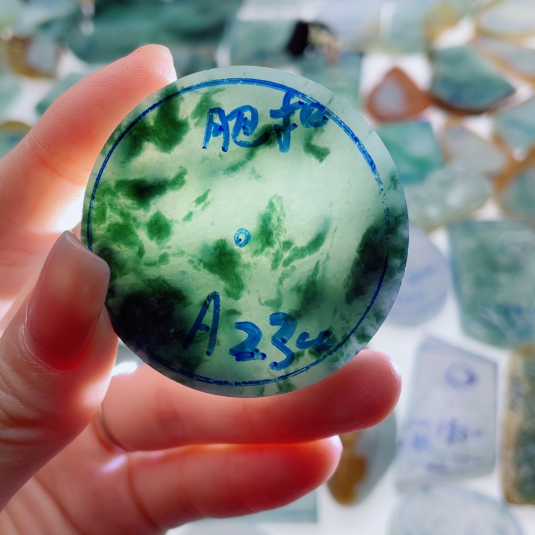 定制翡翠未镶嵌（纯天然缅甸A货翡翠）