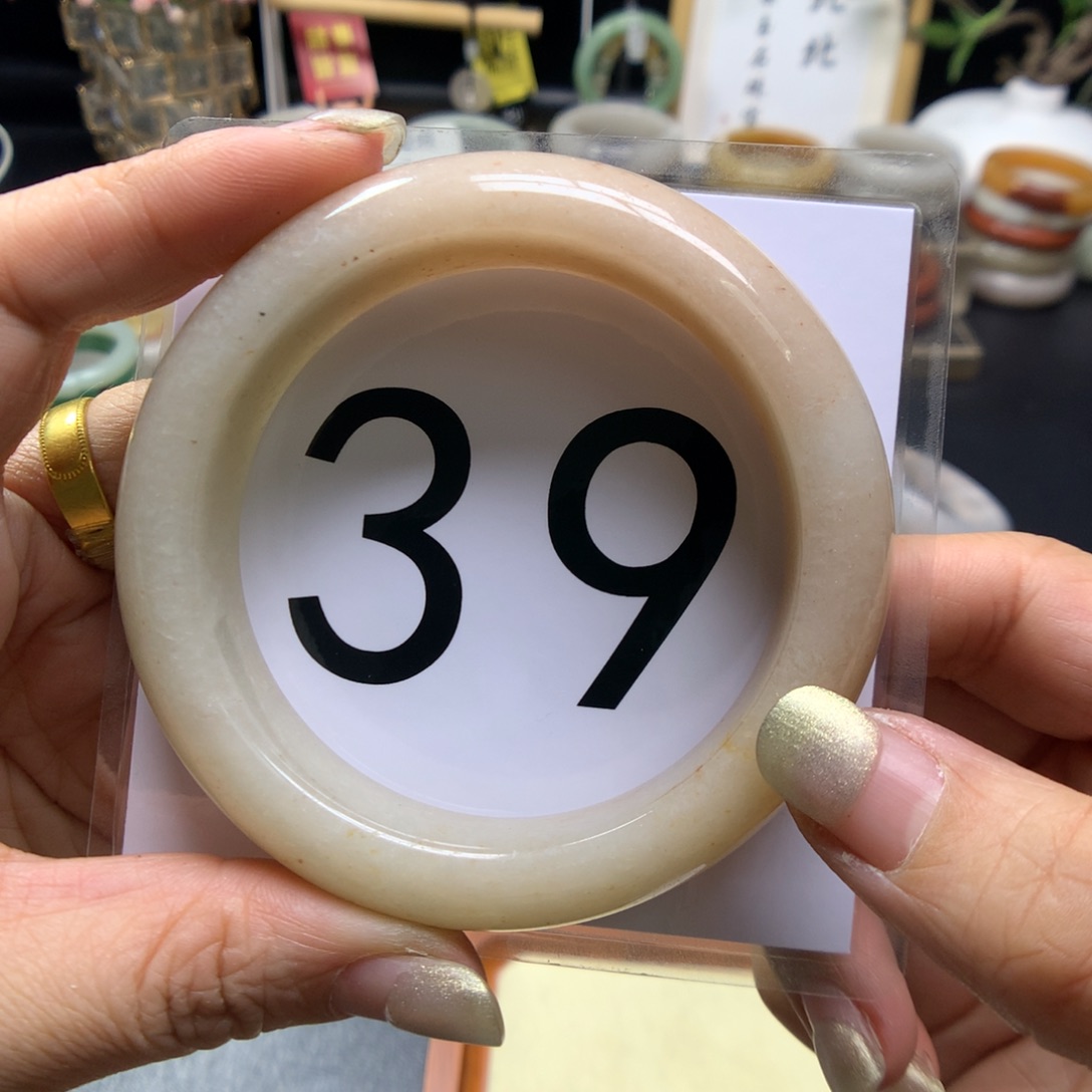 石英质玉手镯未镶嵌@****✨