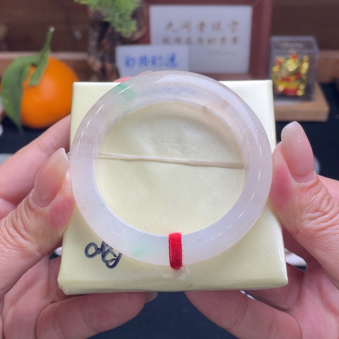 翡翠手镯未镶嵌翡翠53正圈