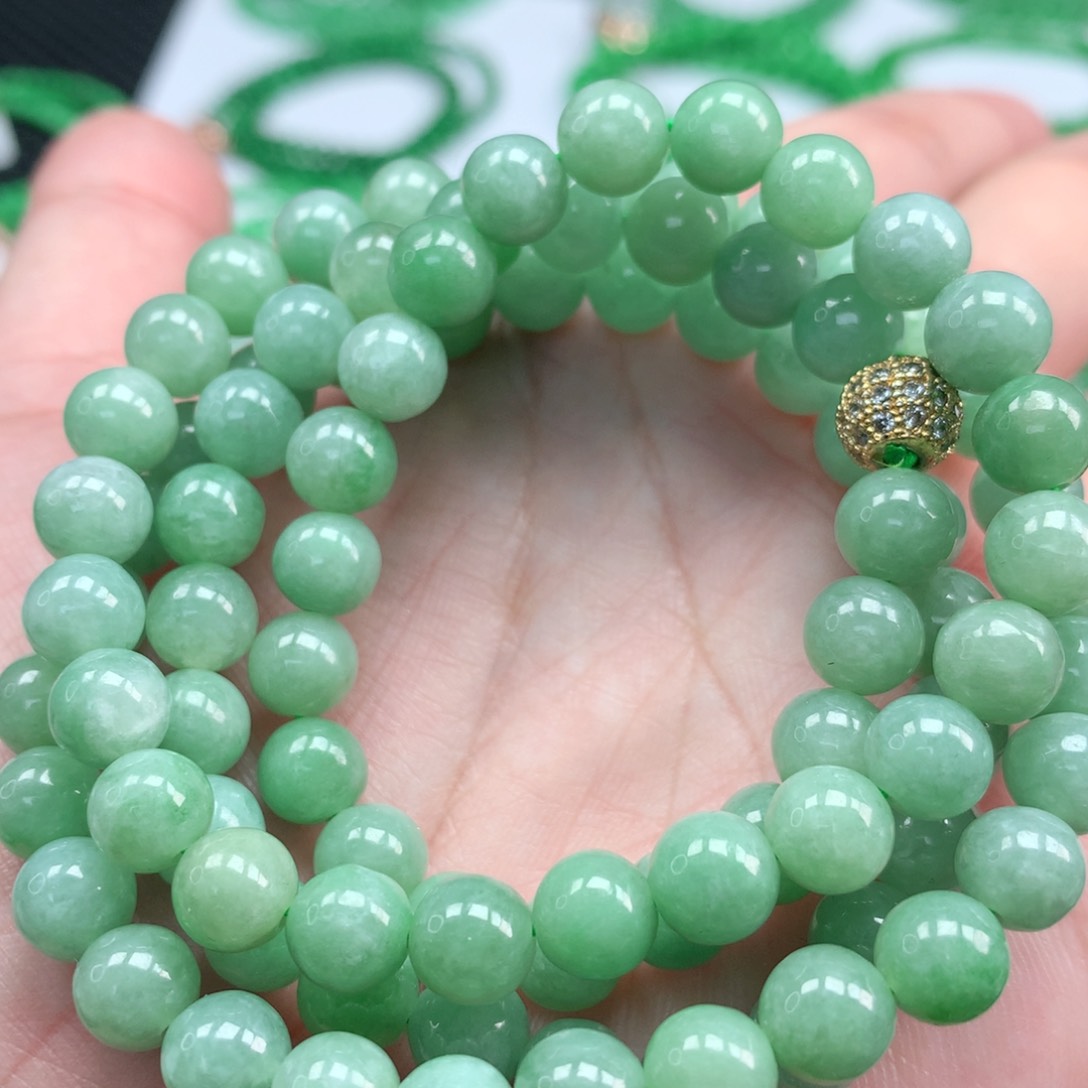 翡翠手链未镶嵌翡翠