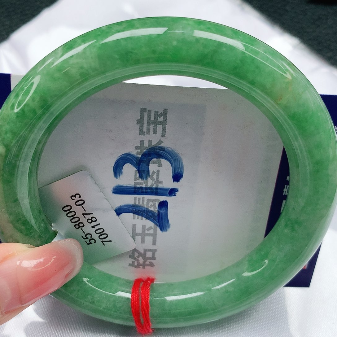 翡翠手镯未镶嵌缅甸天然a货翡翠