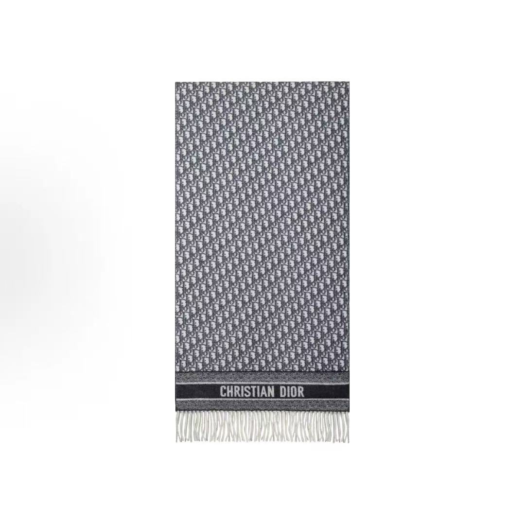 DIOR/迪奥 经典老花满印羊绒围巾