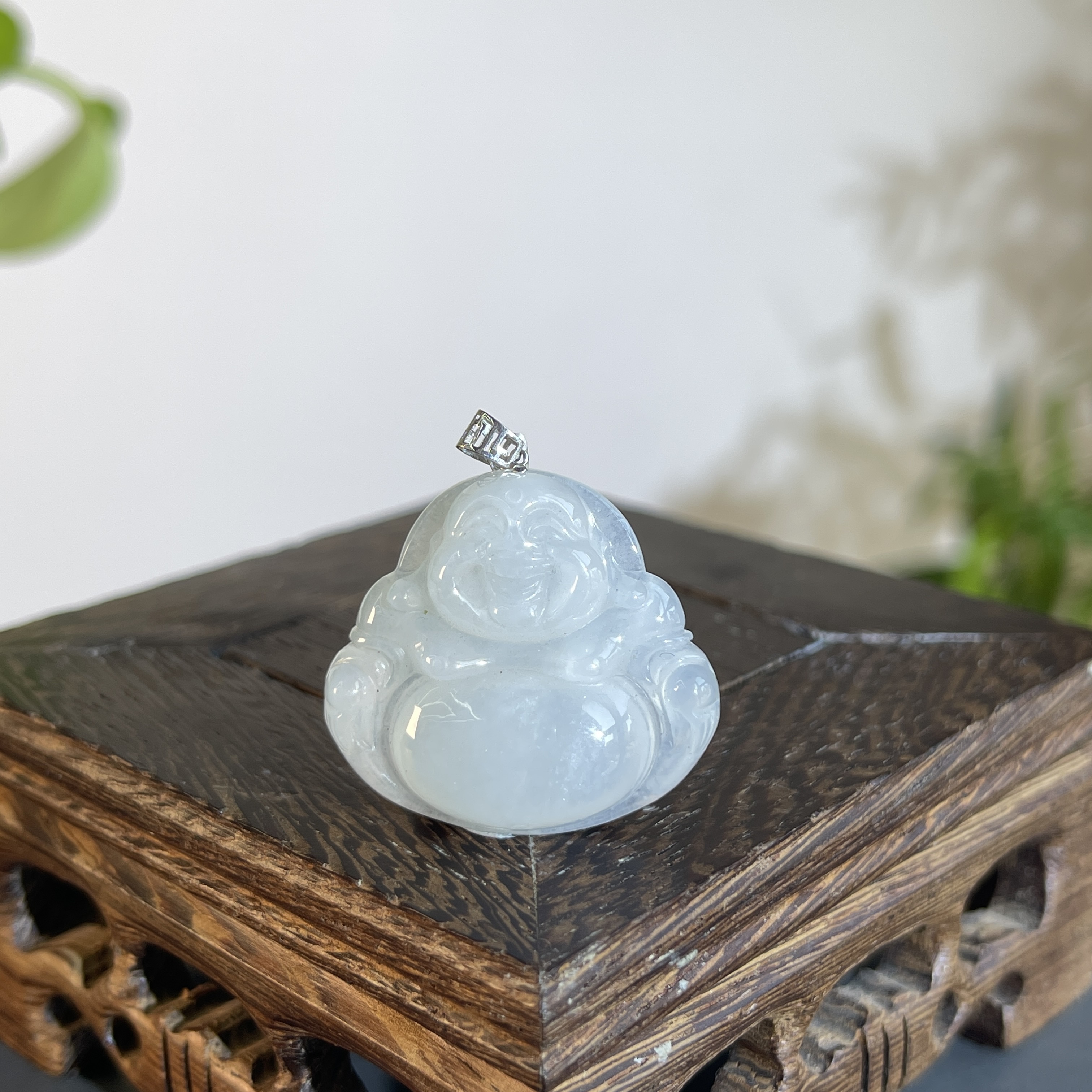 JTW11-67 天然缅甸A货翡翠 18K扣头佛公